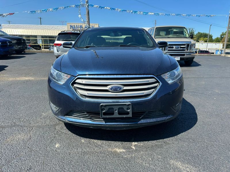 ford taurus 2017 1FAHP2E81HG129933 image ford taurus 2017 1FAHP2E81HG129933 image