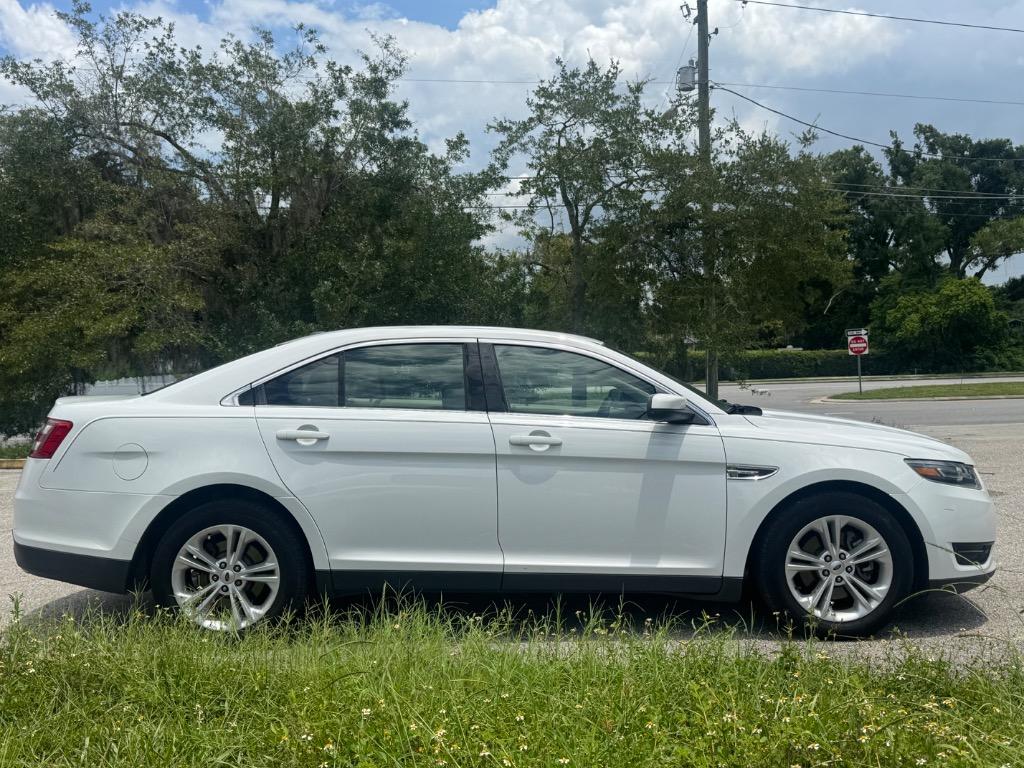 ford taurus 2017 1FAHP2E89HG116556 image ford taurus 2017 1FAHP2E89HG116556 image
