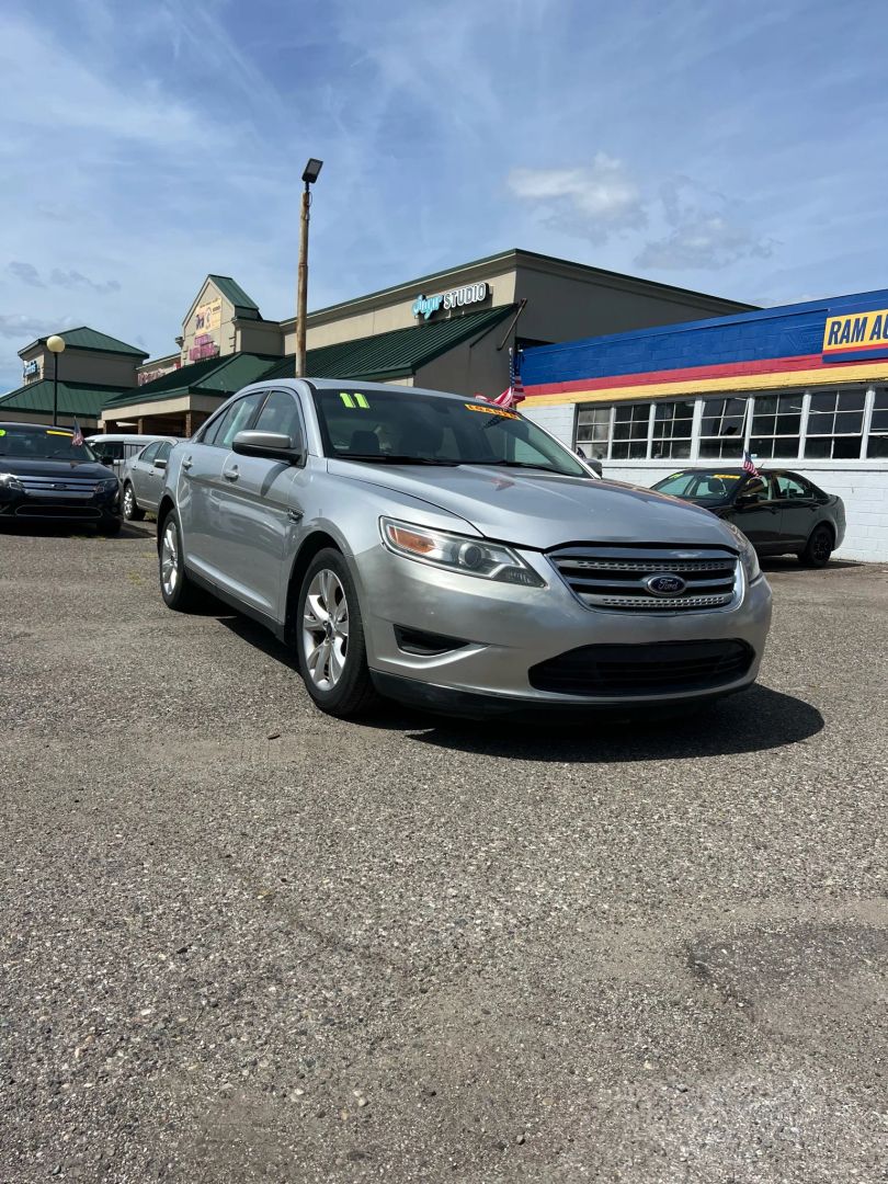 ford taurus 2011 1FAHP2HW8BG103217 image ford taurus 2011 1FAHP2HW8BG103217 image