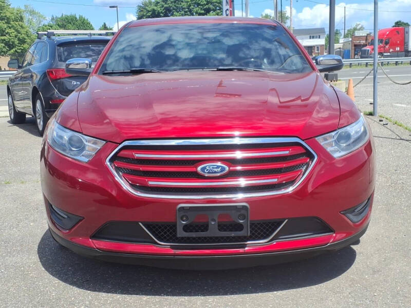 ford taurus 2013 1FAHP2F85DG233012 image ford taurus 2013 1FAHP2F85DG233012 image