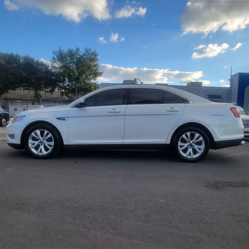 ford taurus 2010 1FAHP2KT2AG162325 image ford taurus 2010 1FAHP2KT2AG162325 image