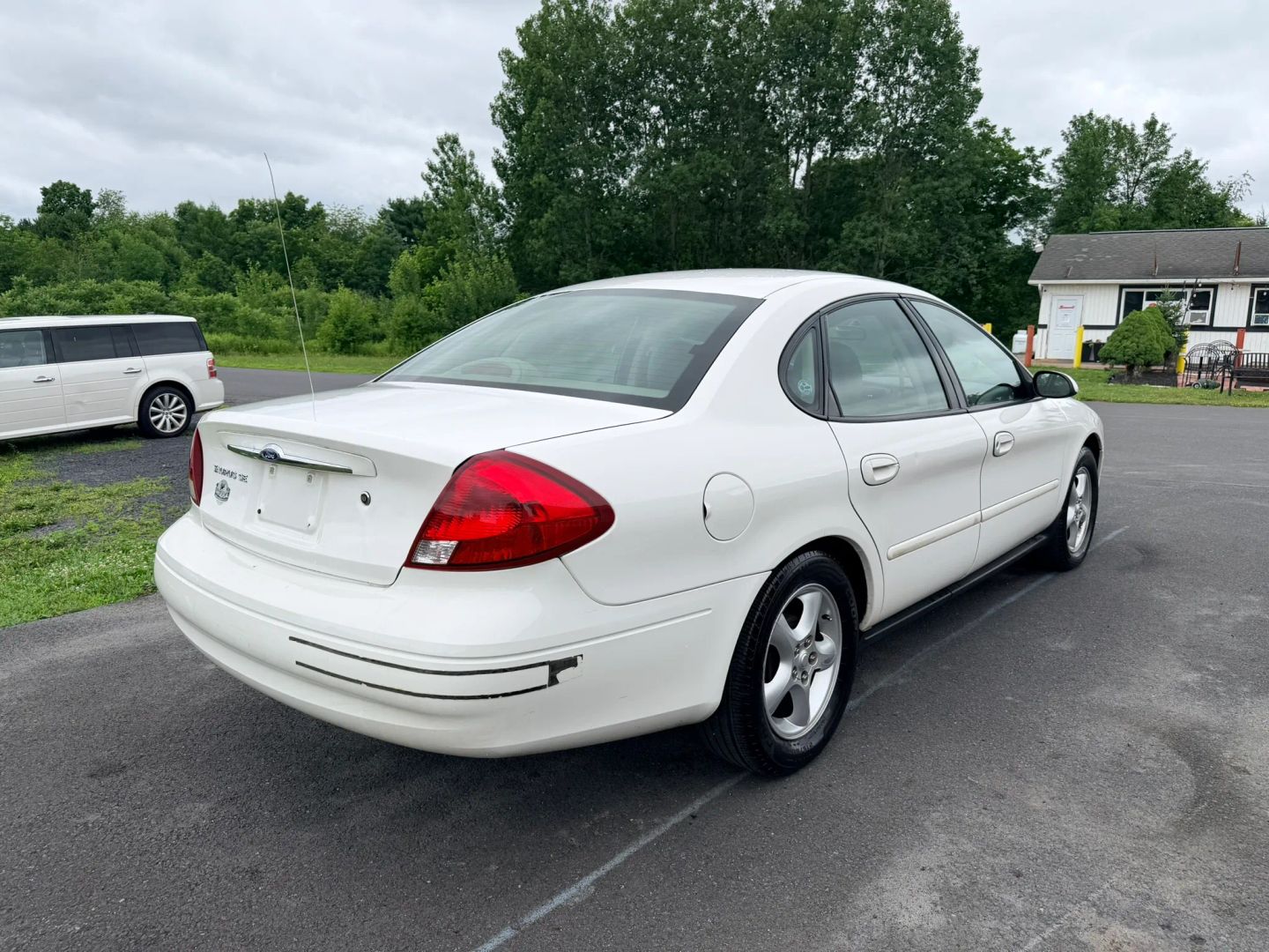ford taurus 2000 1FAFP53U3YG147195 image ford taurus 2000 1FAFP53U3YG147195 image
