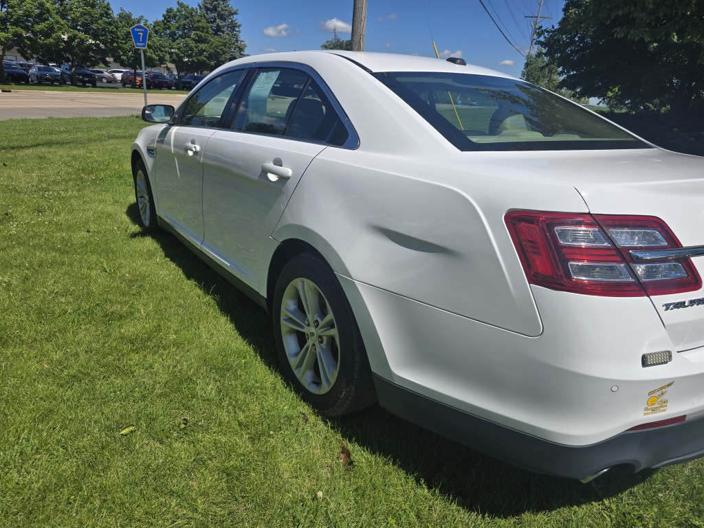 ford taurus 2014 1FAHP2H82EG126529 image ford taurus 2014 1FAHP2H82EG126529 image