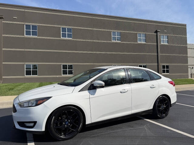 ford focus 2016 1FADP3FE4GL215722 image ford focus 2016 1FADP3FE4GL215722 image