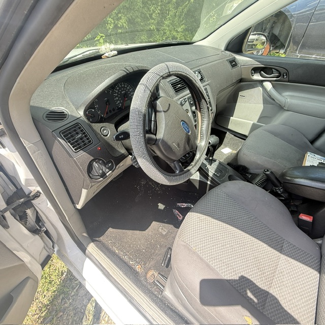 ford focus 2007 1FAFP37N37W112359 image ford focus 2007 1FAFP37N37W112359 image