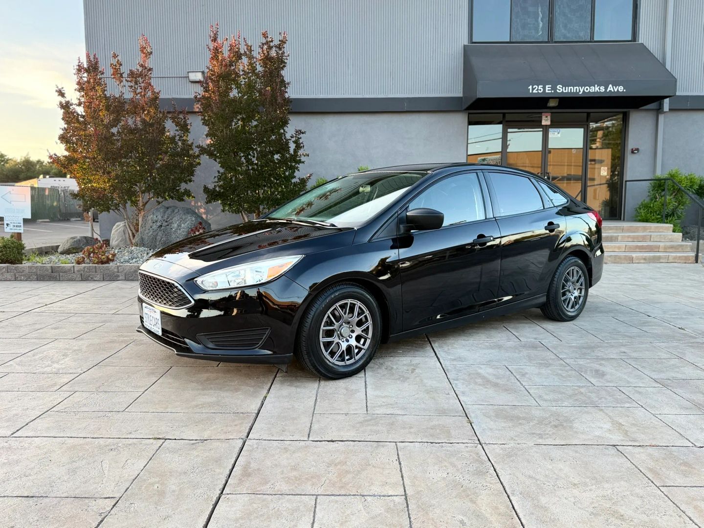 ford focus 2018 1FADP3E22JL313050 image ford focus 2018 1FADP3E22JL313050 image