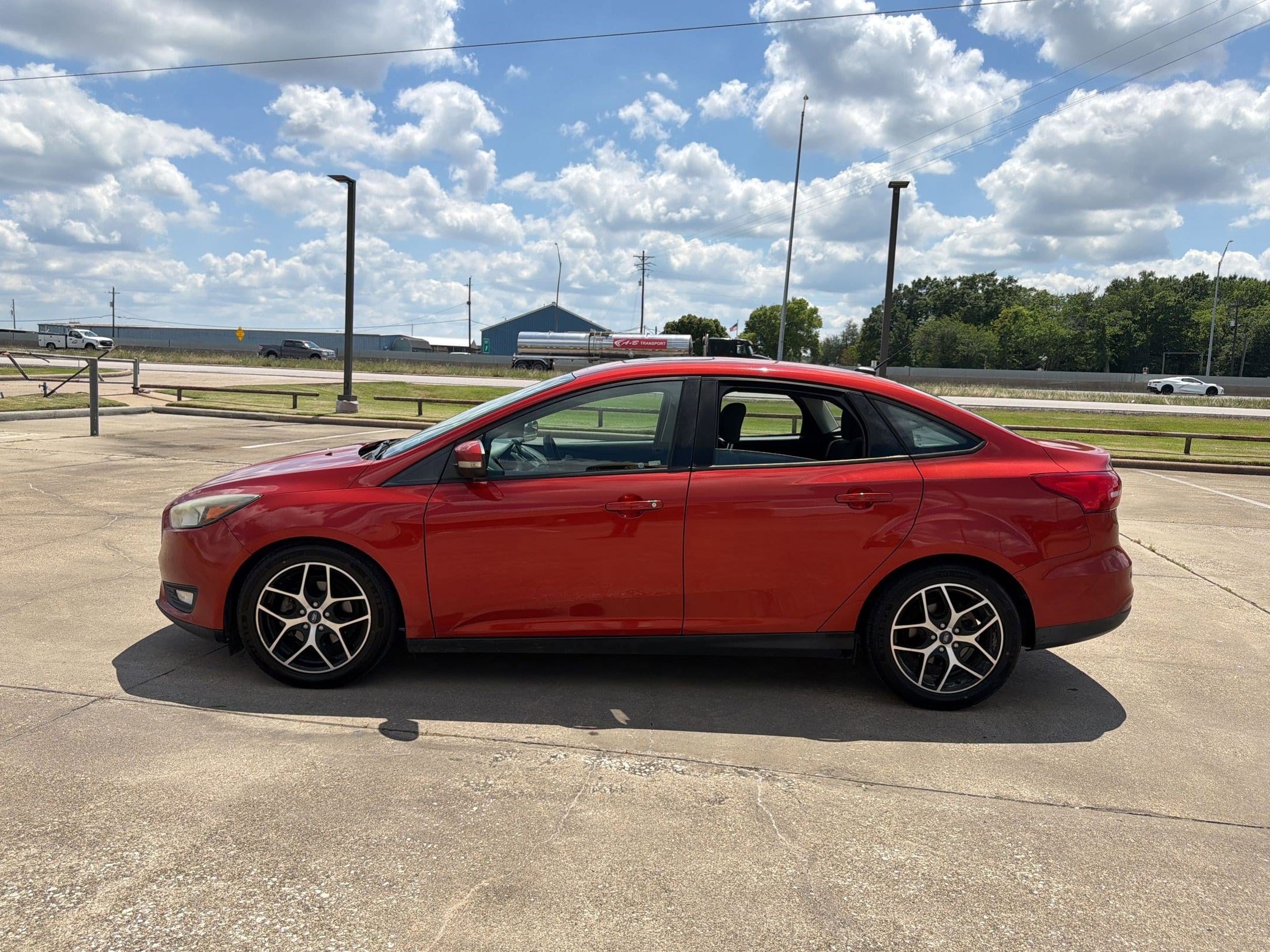 ford focus 2018 1FADP3H21JL314699 image ford focus 2018 1FADP3H21JL314699 image