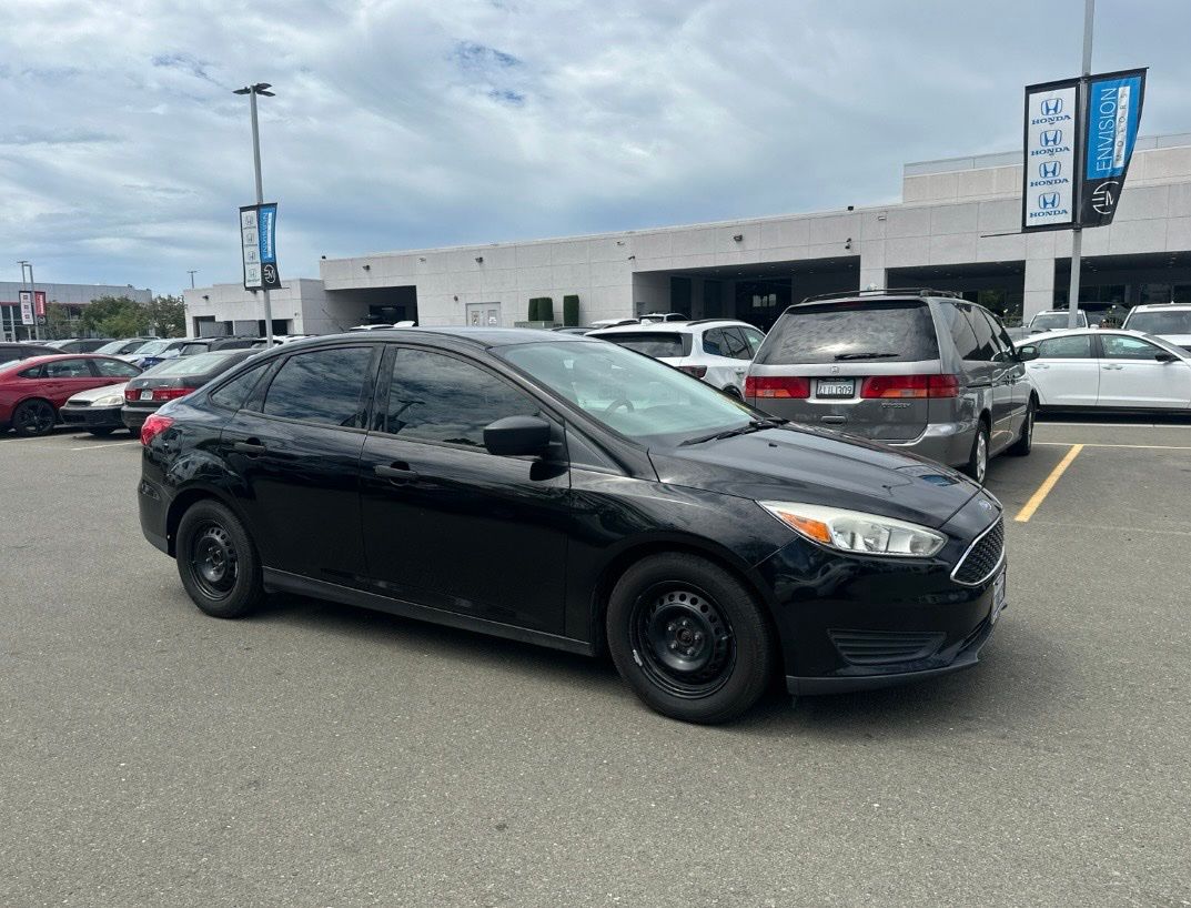 ford focus 2017 1FADP3E20HL325417 image ford focus 2017 1FADP3E20HL325417 image