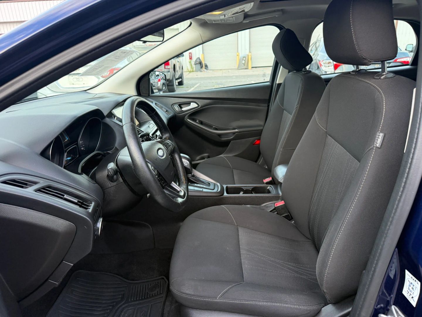 ford focus 2017 1FADP3M25HL228280 image ford focus 2017 1FADP3M25HL228280 image