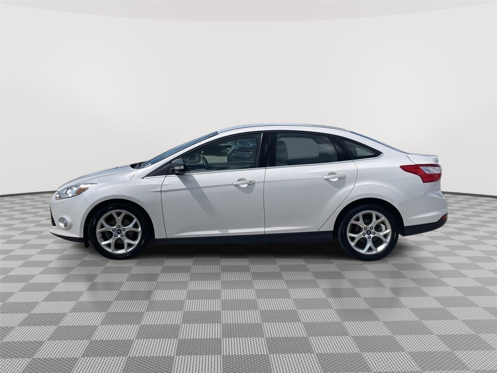 ford focus 2012 1FAHP3H22CL435455 image ford focus 2012 1FAHP3H22CL435455 image