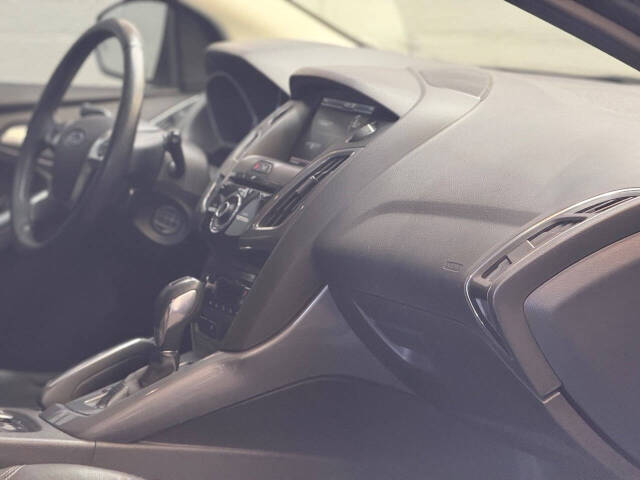 ford focus 2012 1FAHP3N20CL386616 image ford focus 2012 1FAHP3N20CL386616 image