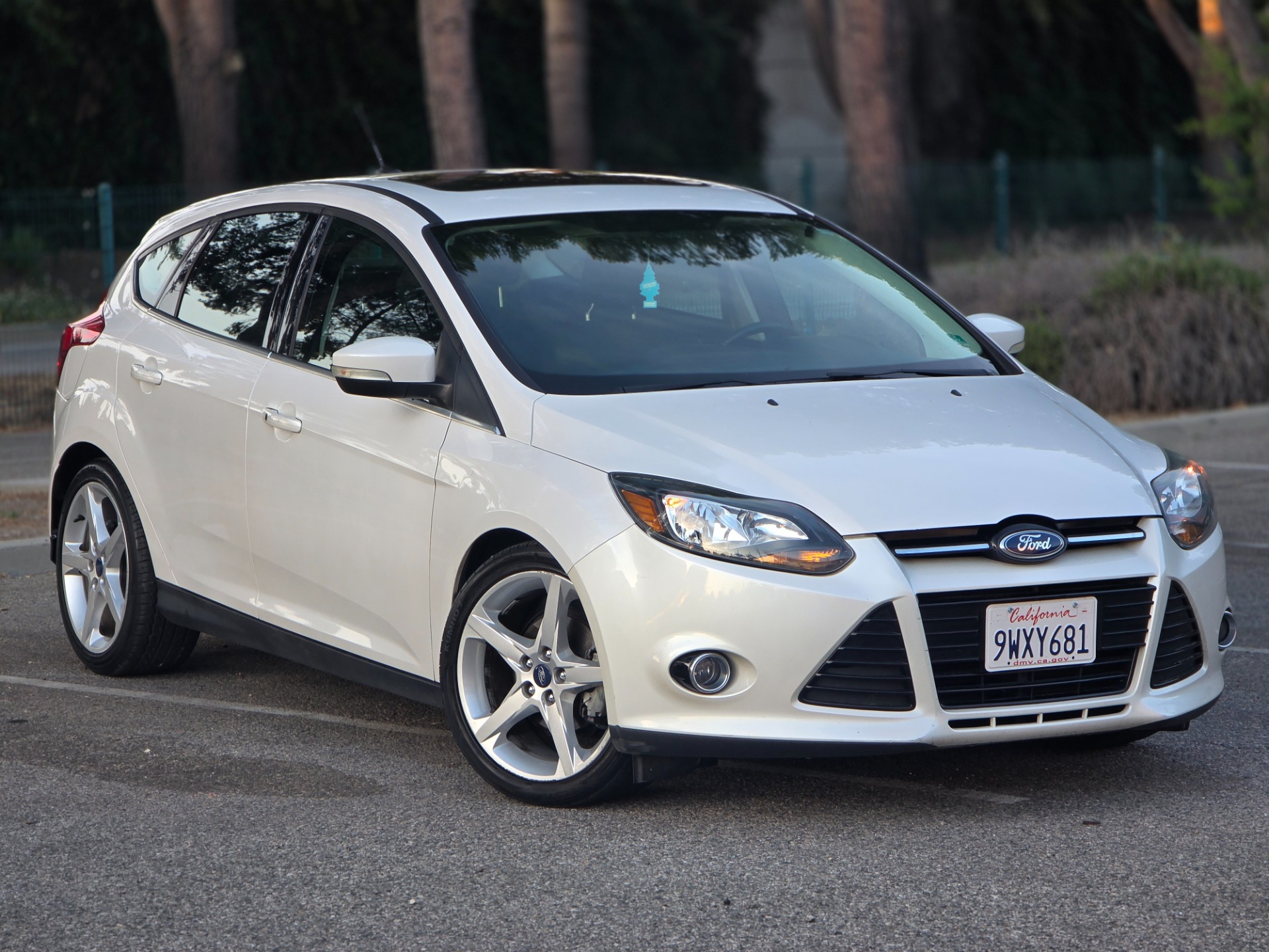 ford focus 2012 1FAHP3N28CL181268 image ford focus 2012 1FAHP3N28CL181268 image