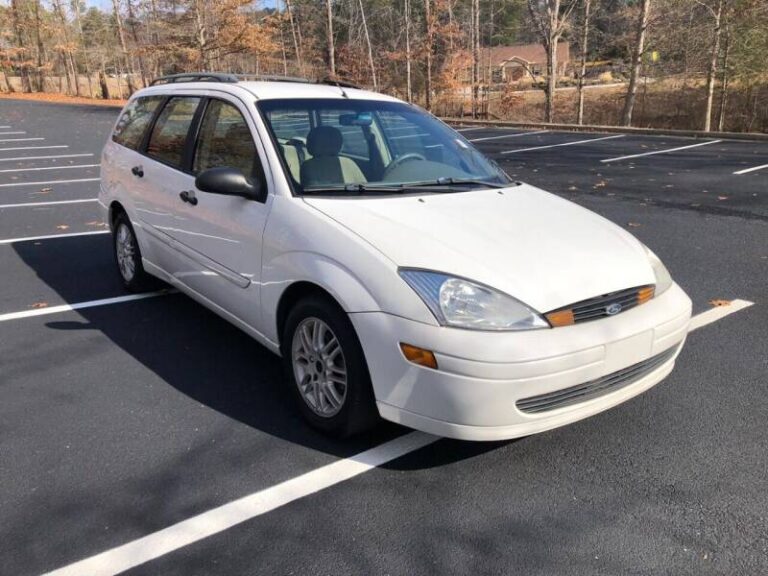 ford focus 2002 1FAFP36302W110996 image ford focus 2002 1FAFP36302W110996 image