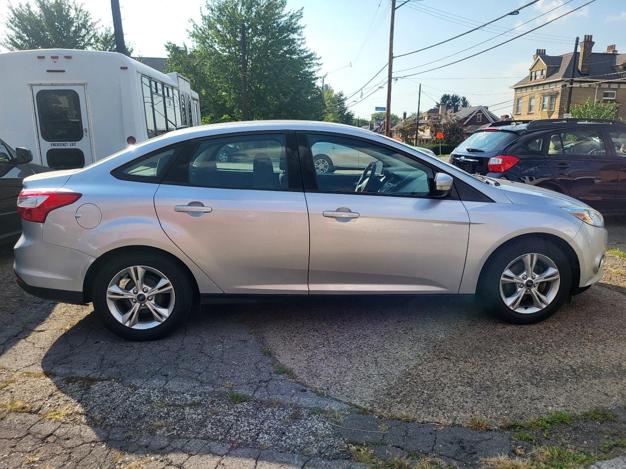 ford focus 2013 1FADP3F22DL242208 image ford focus 2013 1FADP3F22DL242208 image