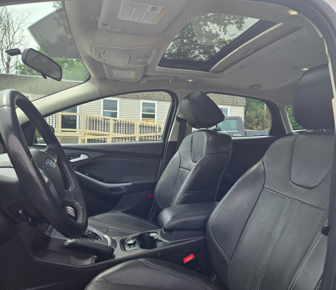 ford focus 2014 1FADP3N22EL354557 image ford focus 2014 1FADP3N22EL354557 image