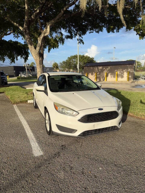 ford focus 2015 1FADP3F21FL203080 image ford focus 2015 1FADP3F21FL203080 image