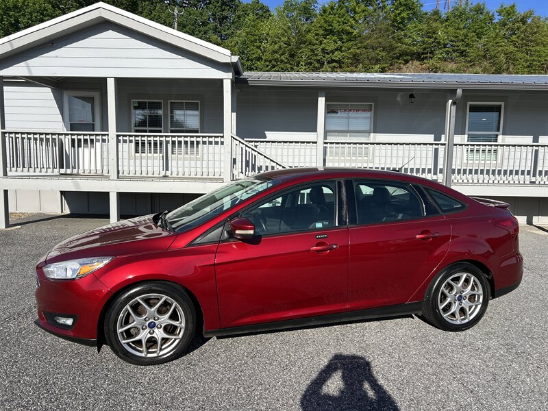 ford focus 2015 1FADP3F21FL218887 image