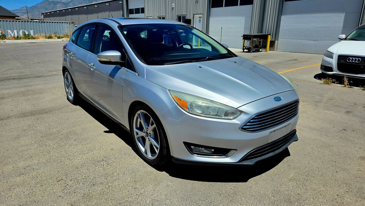 ford focus 2015 1FADP3N24FL258950 image ford focus 2015 1FADP3N24FL258950 image