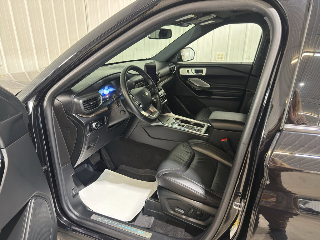 ford explorer 2023 1FM5K8HC7PGB00588 image ford explorer 2023 1FM5K8HC7PGB00588 image
