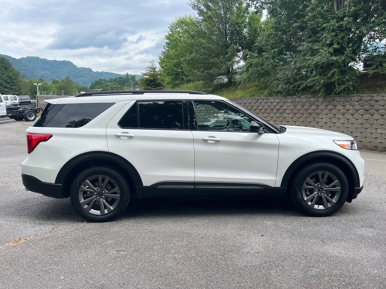 ford explorer 2023 1FMSK7DH5PGA74815 image ford explorer 2023 1FMSK7DH5PGA74815 image