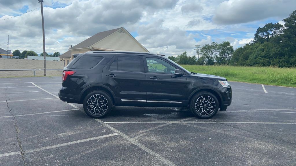 ford explorer 2019 1FM5K8D86KGB15979 image ford explorer 2019 1FM5K8D86KGB15979 image