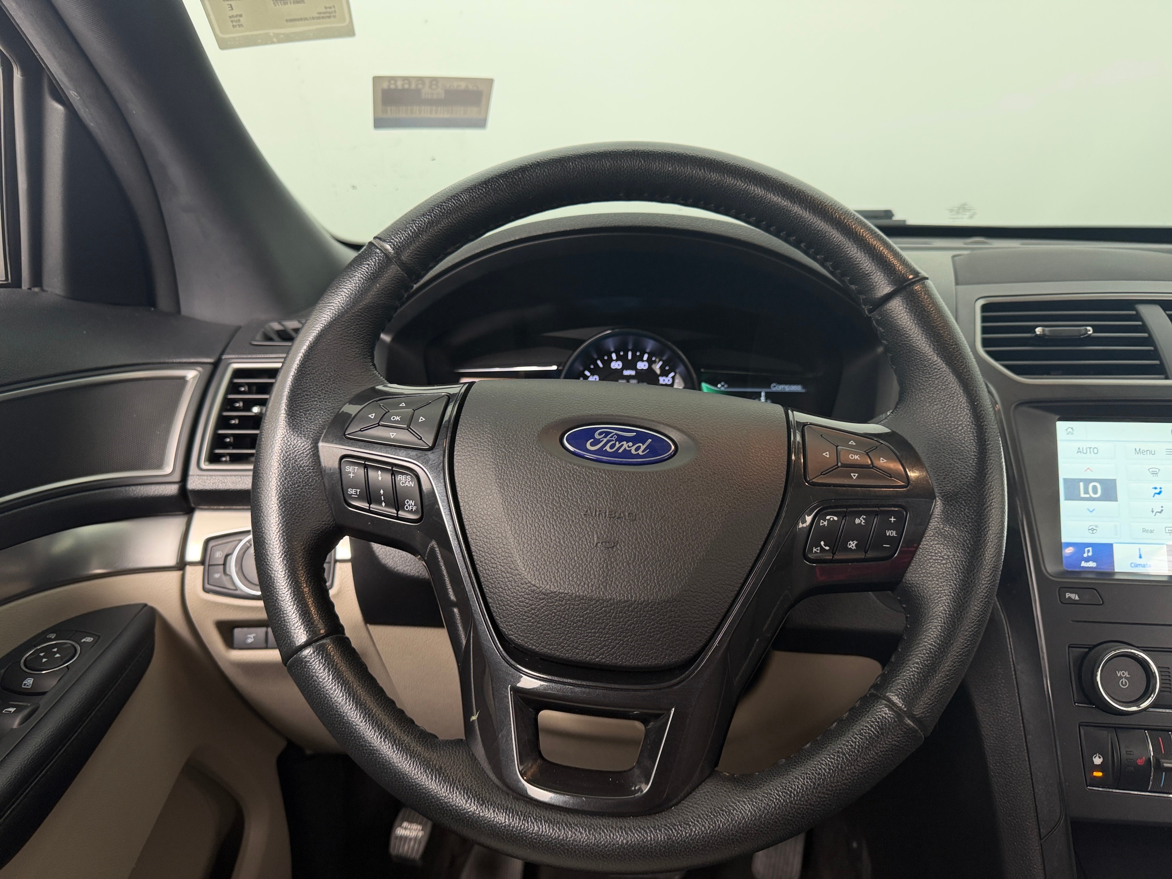 ford explorer 2018 1FM5K8D87JGB69869 image ford explorer 2018 1FM5K8D87JGB69869 image