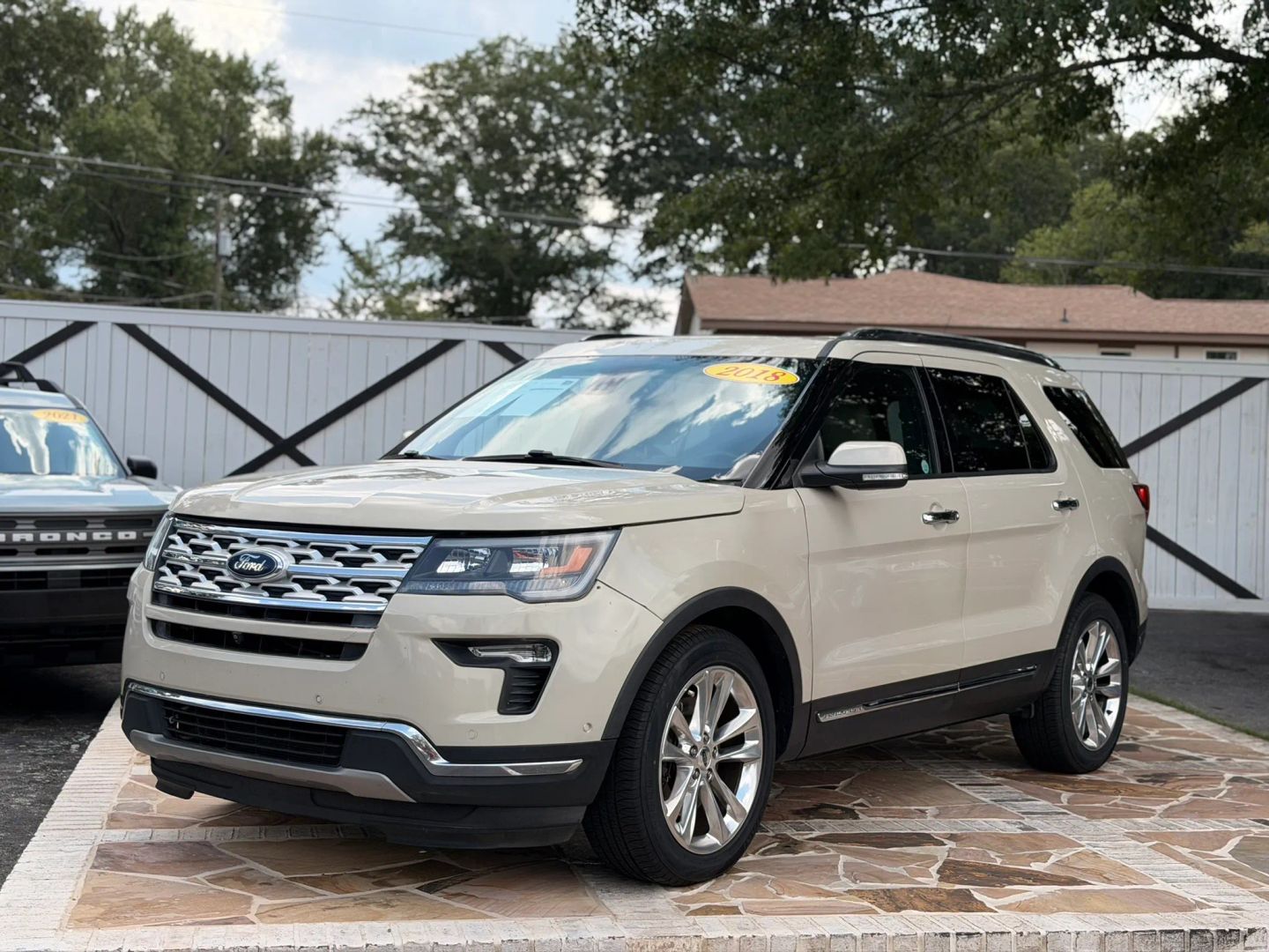 ford explorer 2018 1FM5K7FH9JGB62817 image ford explorer 2018 1FM5K7FH9JGB62817 image