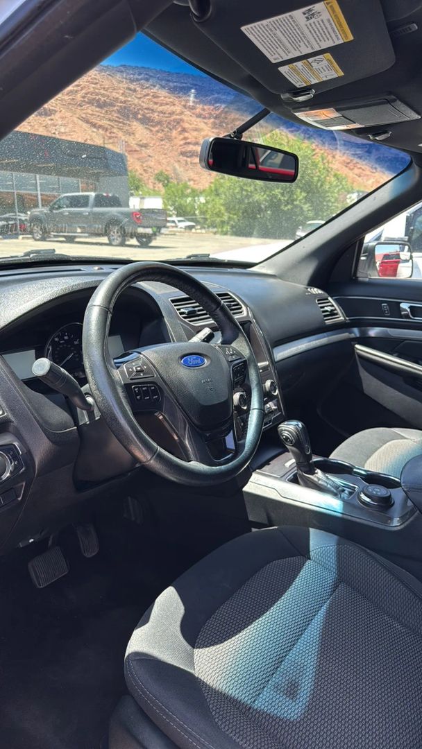 ford explorer 2018 1FM5K8D87JGB91242 image ford explorer 2018 1FM5K8D87JGB91242 image