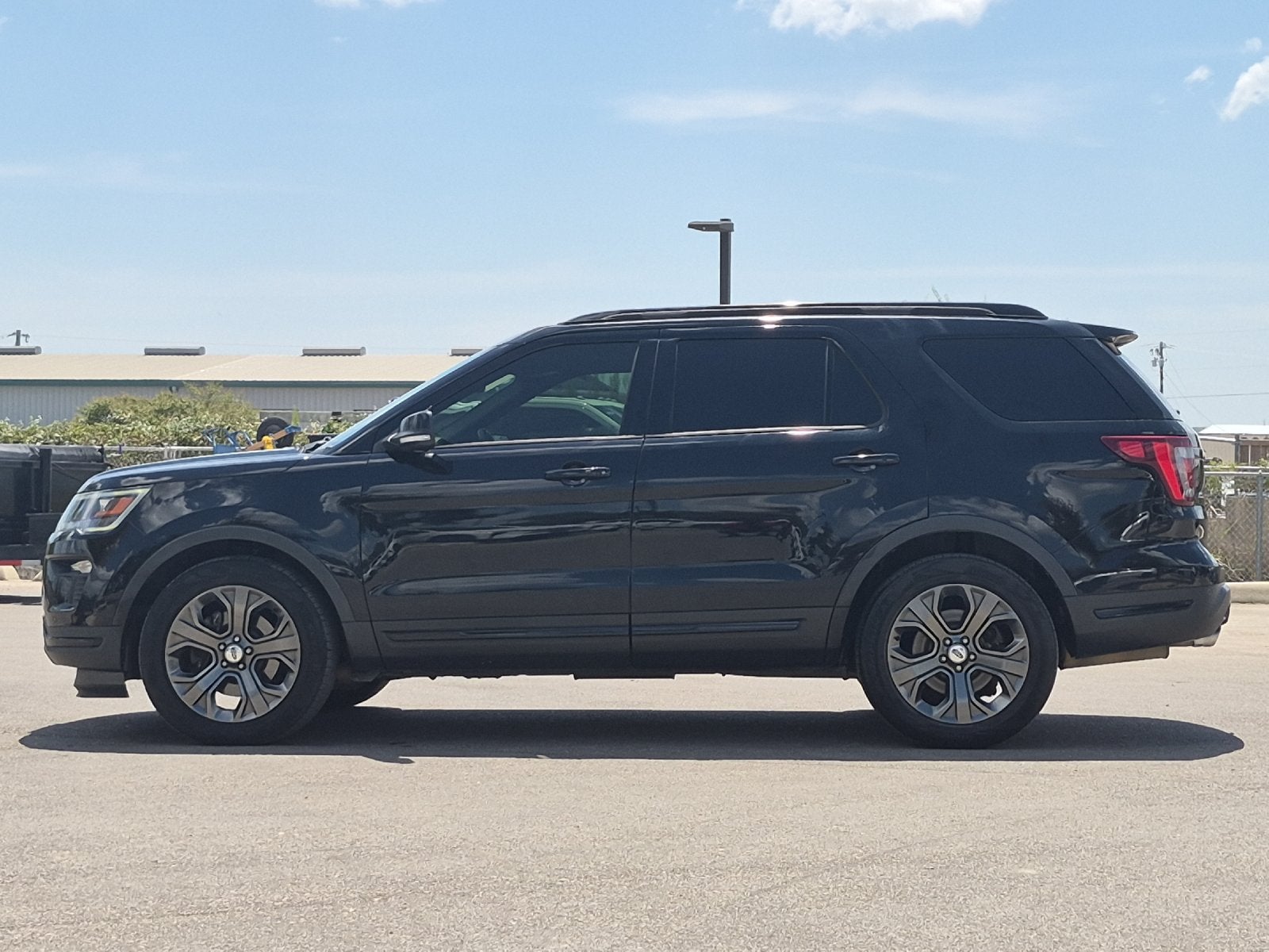 ford explorer 2018 1FM5K8GT4JGA97285 image ford explorer 2018 1FM5K8GT4JGA97285 image