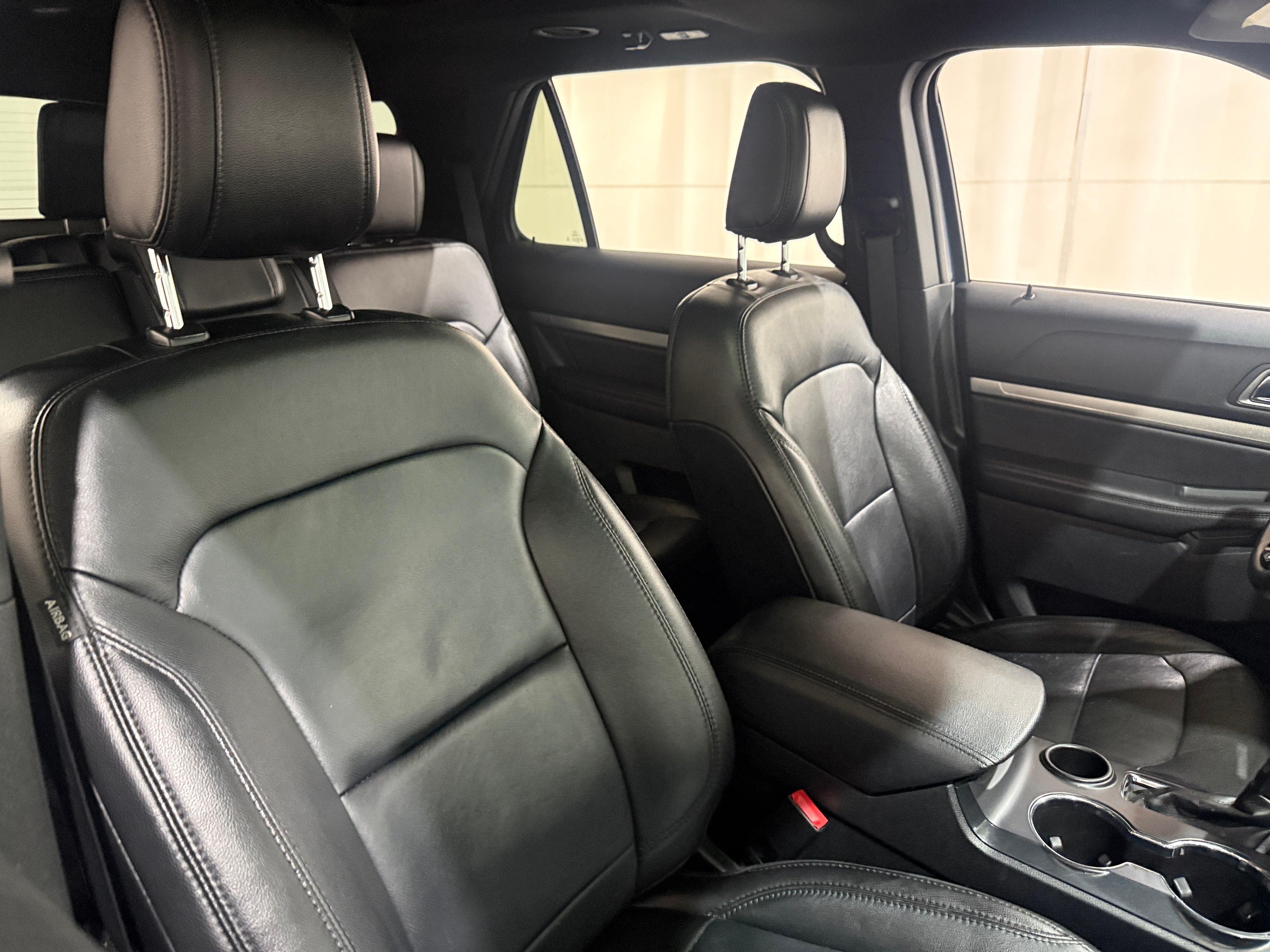 ford explorer 2018 1FM5K7D82JGC83708 image ford explorer 2018 1FM5K7D82JGC83708 image