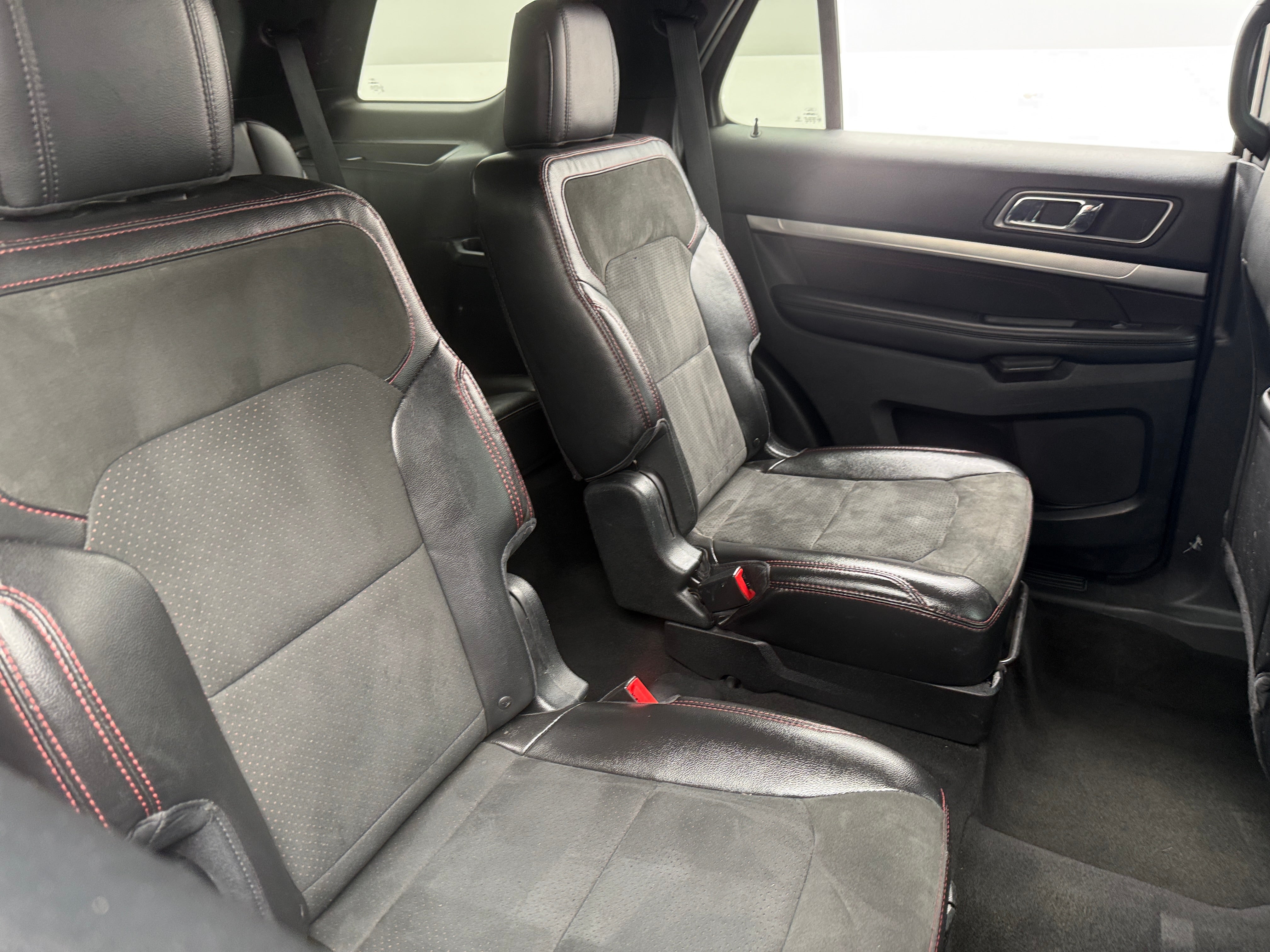 ford explorer 2018 1FM5K8D89JGC21082 image ford explorer 2018 1FM5K8D89JGC21082 image