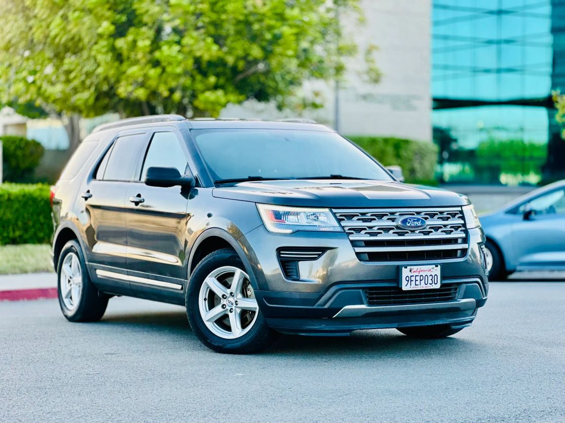 ford explorer 2018 1FM5K7D85JGB30210 image ford explorer 2018 1FM5K7D85JGB30210 image