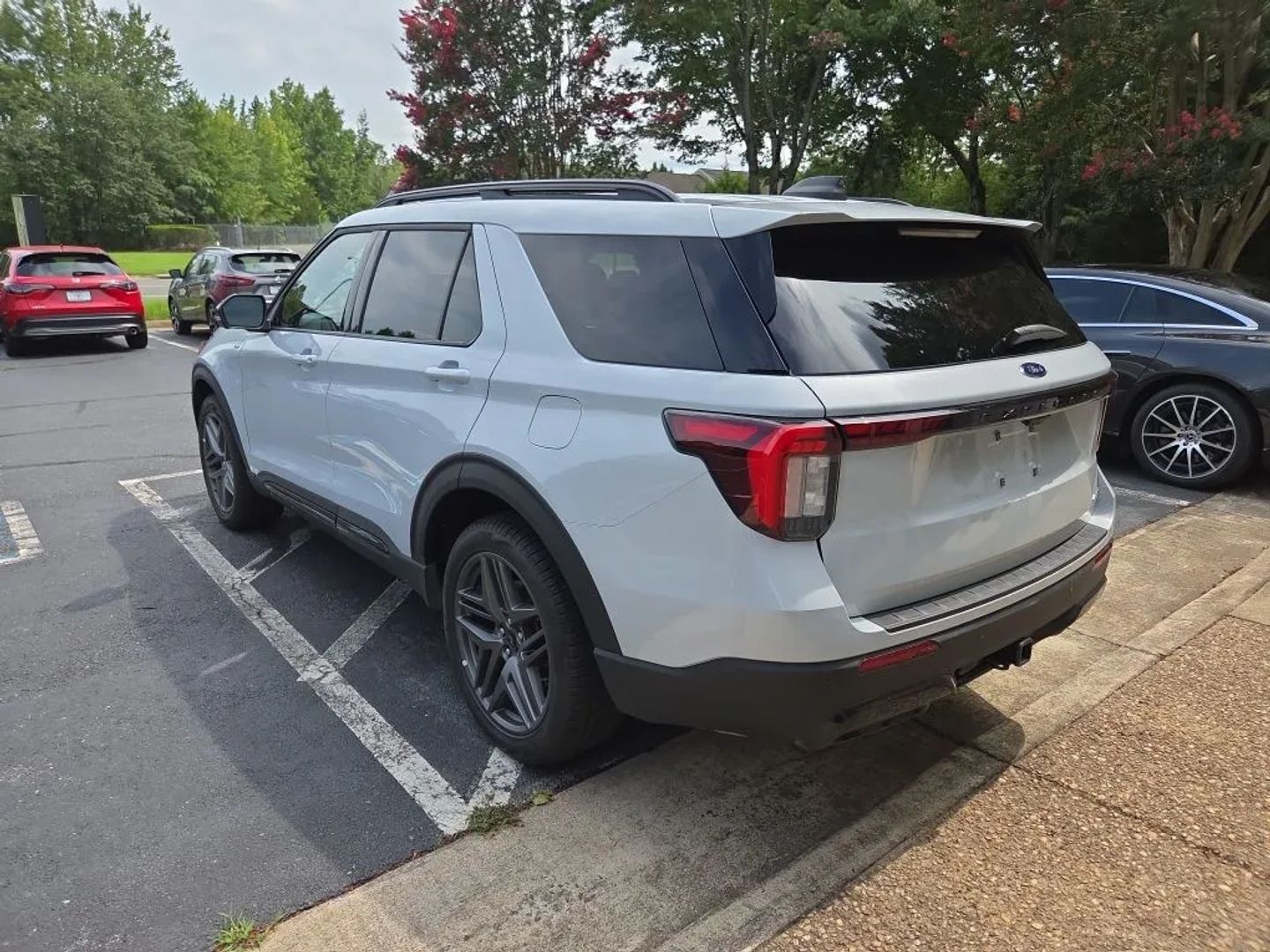 ford explorer 2026 1FMUK8KH3TGB78568 image ford explorer 2026 1FMUK8KH3TGB78568 image