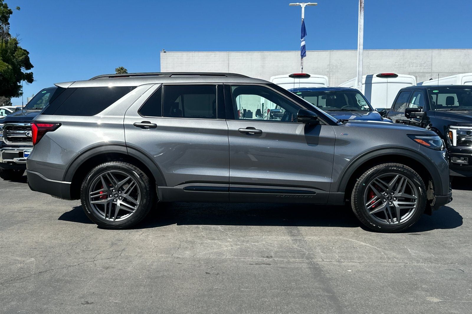 ford explorer 2026 1FMUK8KH7TGA65609 image ford explorer 2026 1FMUK8KH7TGA65609 image
