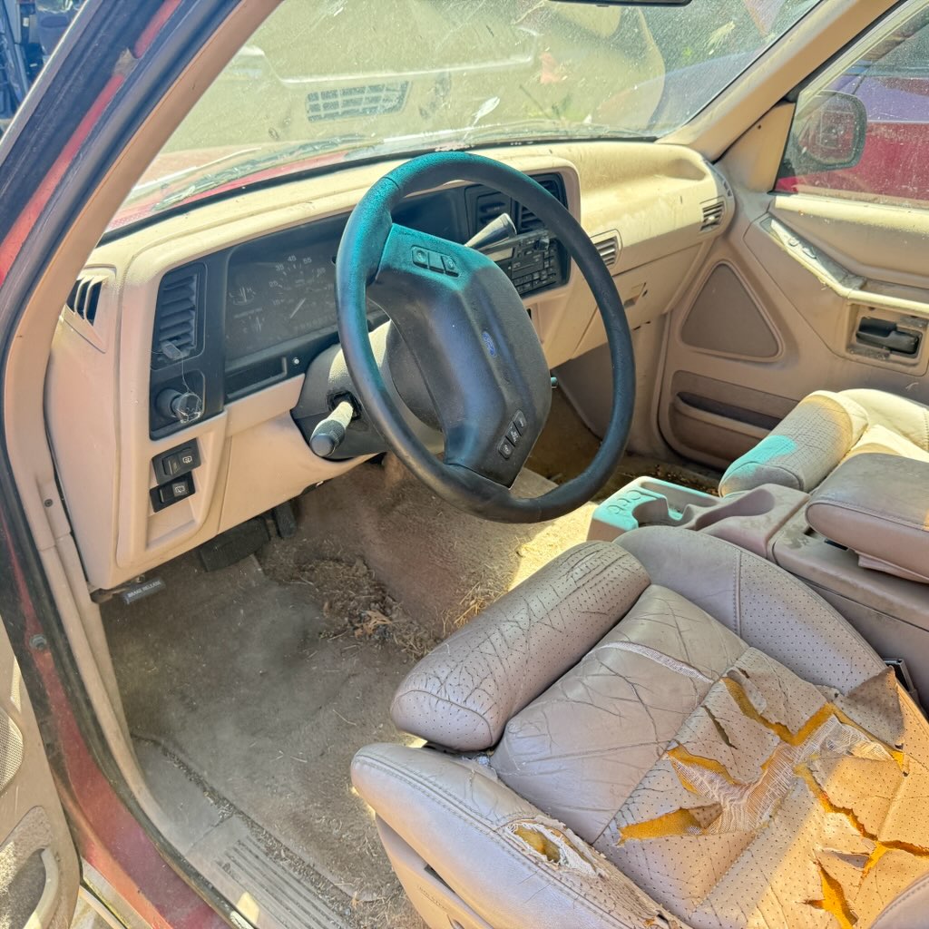 ford explorer 1994 1FMDU34X8RUE56554 image ford explorer 1994 1FMDU34X8RUE56554 image