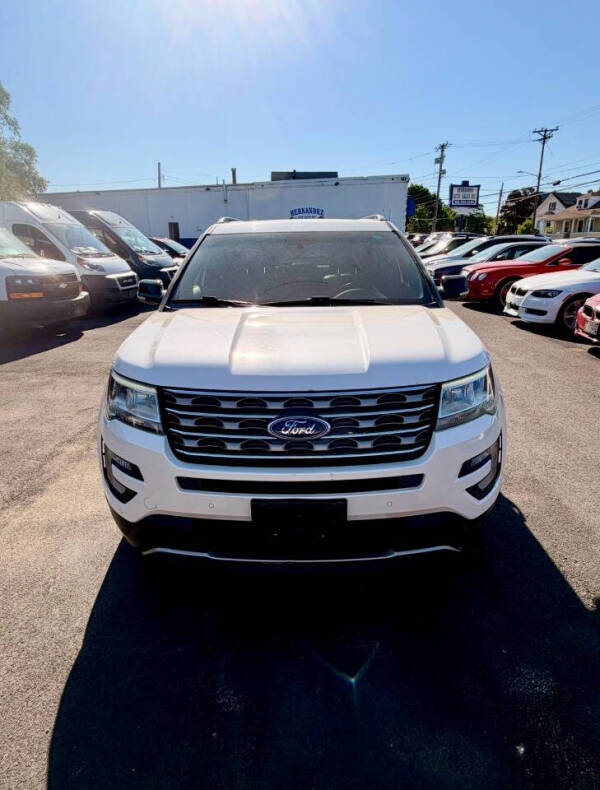 ford explorer 2017 1FM5K8D81HGB36795 image ford explorer 2017 1FM5K8D81HGB36795 image