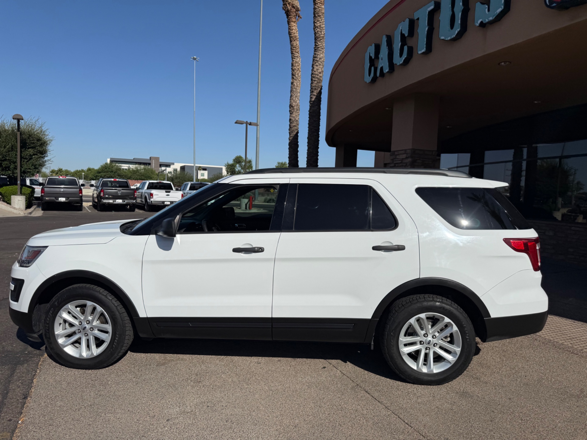 ford explorer 2017 1FM5K7BH9HGA93823 image ford explorer 2017 1FM5K7BH9HGA93823 image