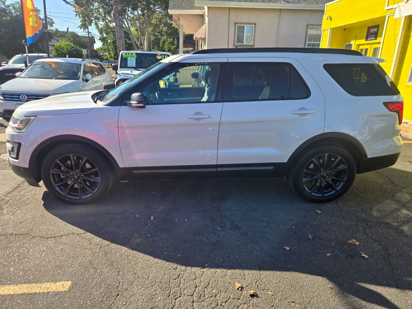 ford explorer 2017 1FM5K7D87HGC55848 image ford explorer 2017 1FM5K7D87HGC55848 image