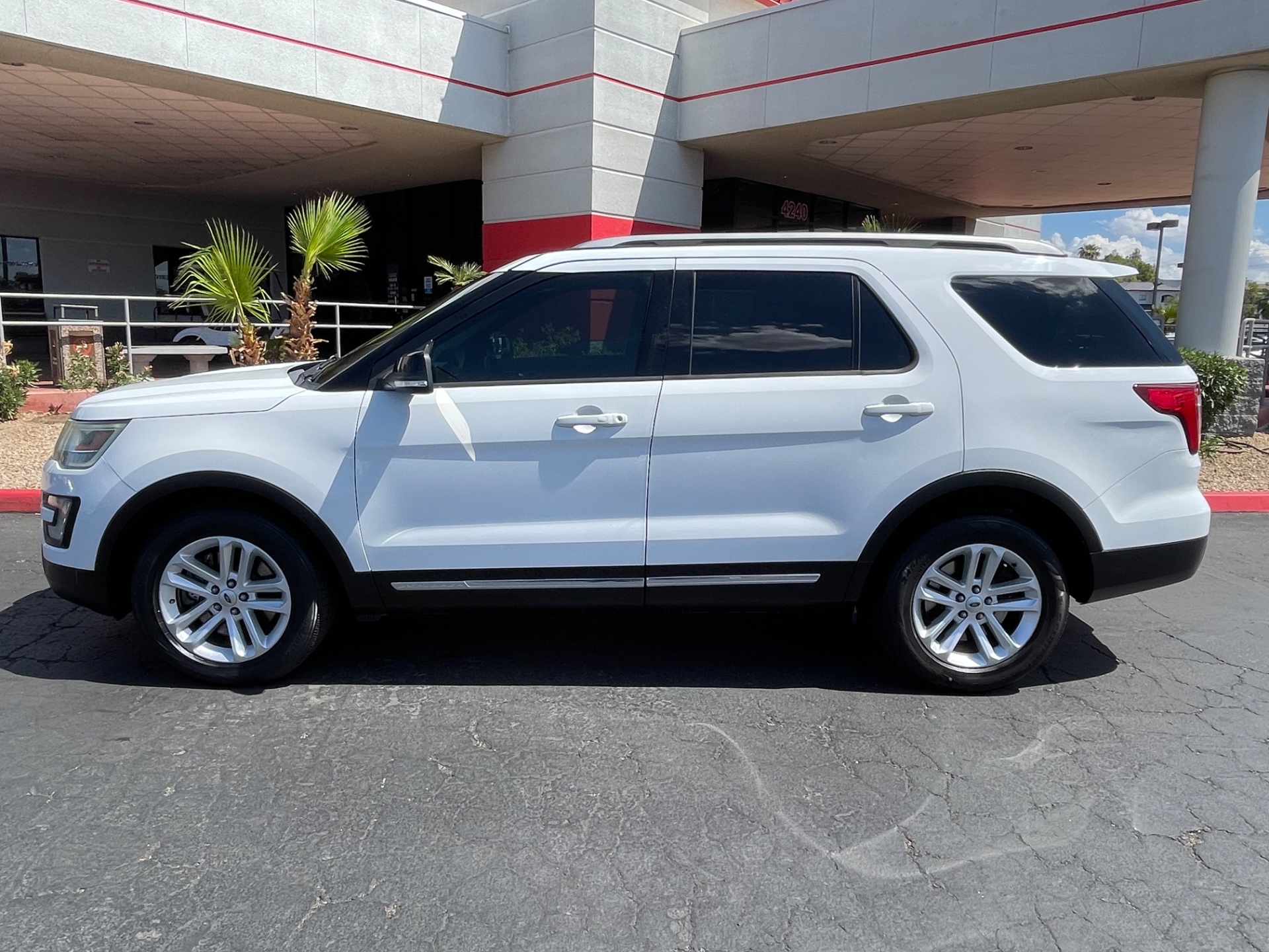 ford explorer 2017 1FM5K7D80HGB46356 image ford explorer 2017 1FM5K7D80HGB46356 image