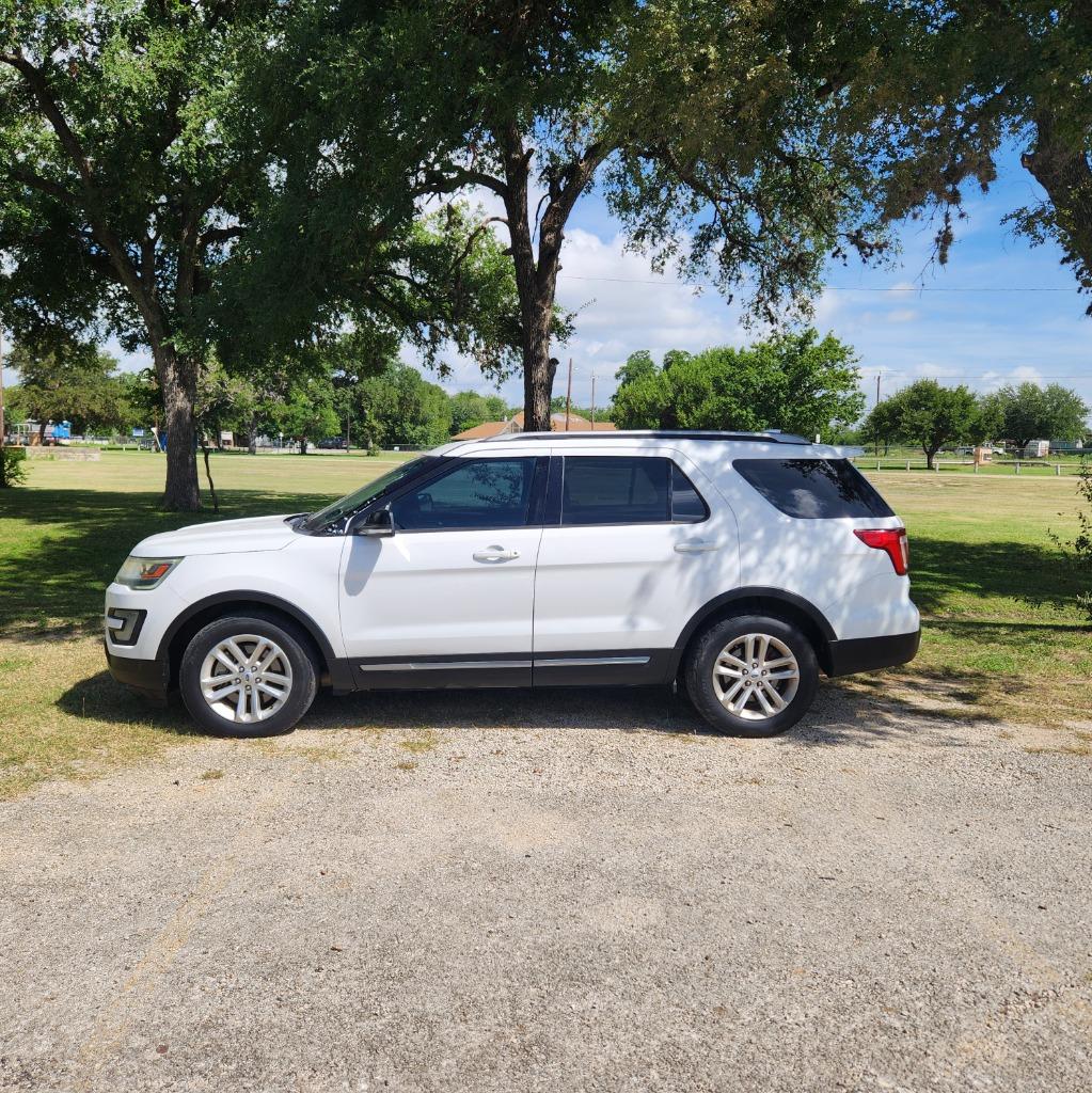 ford explorer 2017 1FM5K7D87HGA78704 image ford explorer 2017 1FM5K7D87HGA78704 image
