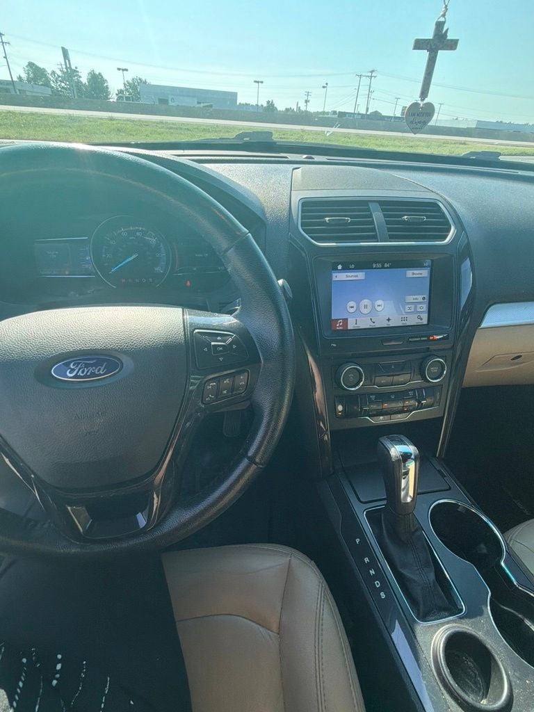 ford explorer 2017 1FM5K7D88HGA54587 image ford explorer 2017 1FM5K7D88HGA54587 image
