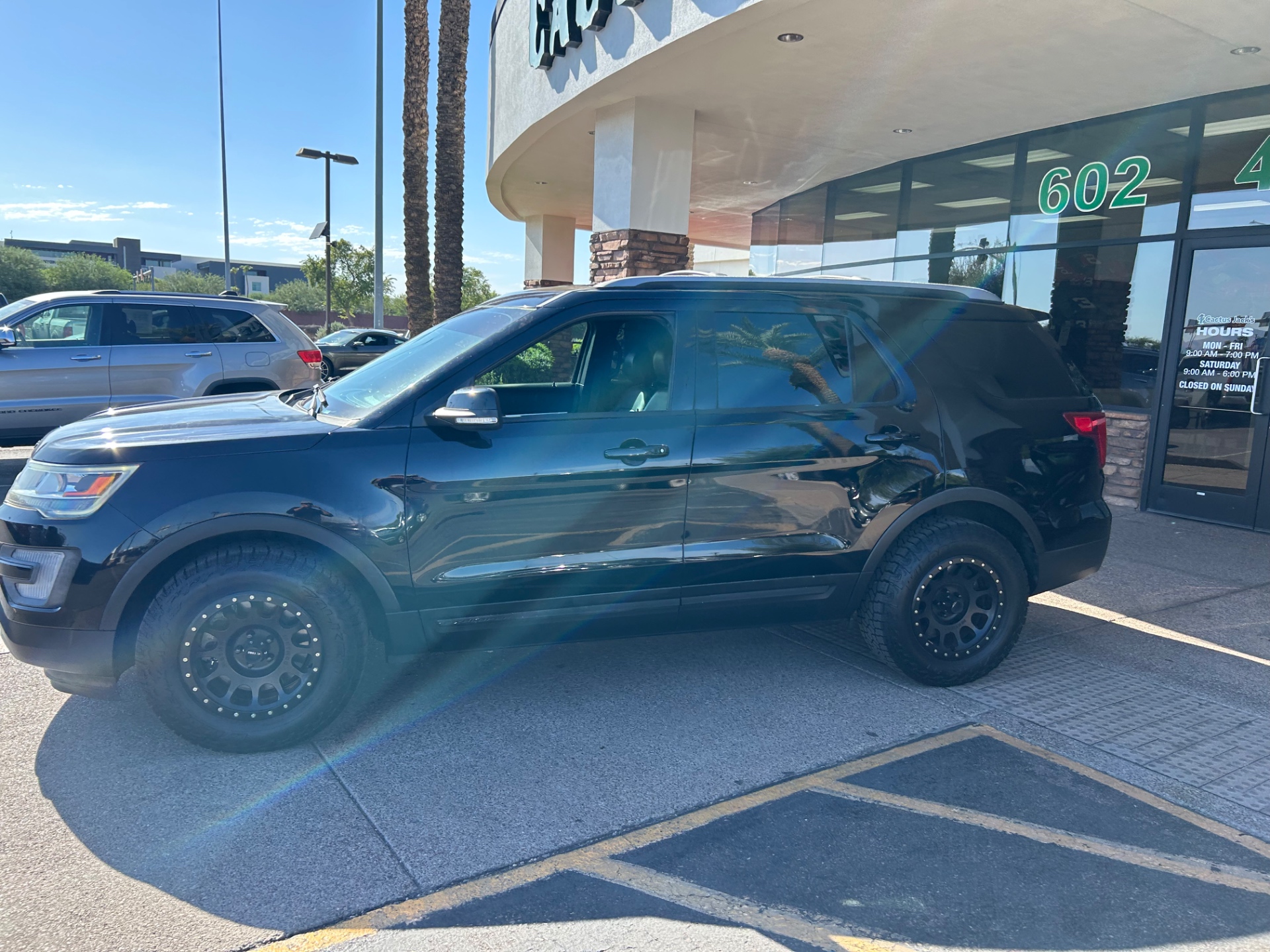 ford explorer 2017 1FM5K7D8XHGD42059 image ford explorer 2017 1FM5K7D8XHGD42059 image