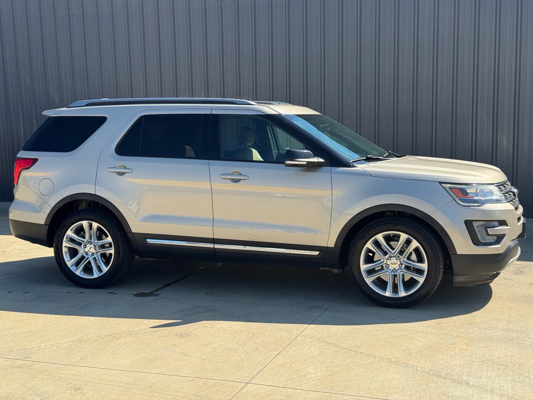 ford explorer 2017 1FM5K7D80HGD78147 image ford explorer 2017 1FM5K7D80HGD78147 image