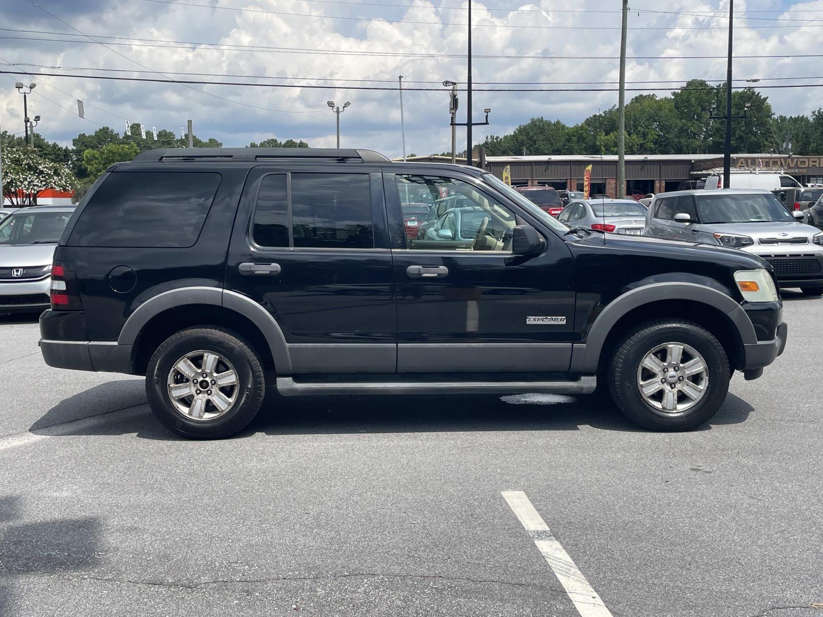ford explorer 2006 1FMEU63E26UA05413 image ford explorer 2006 1FMEU63E26UA05413 image