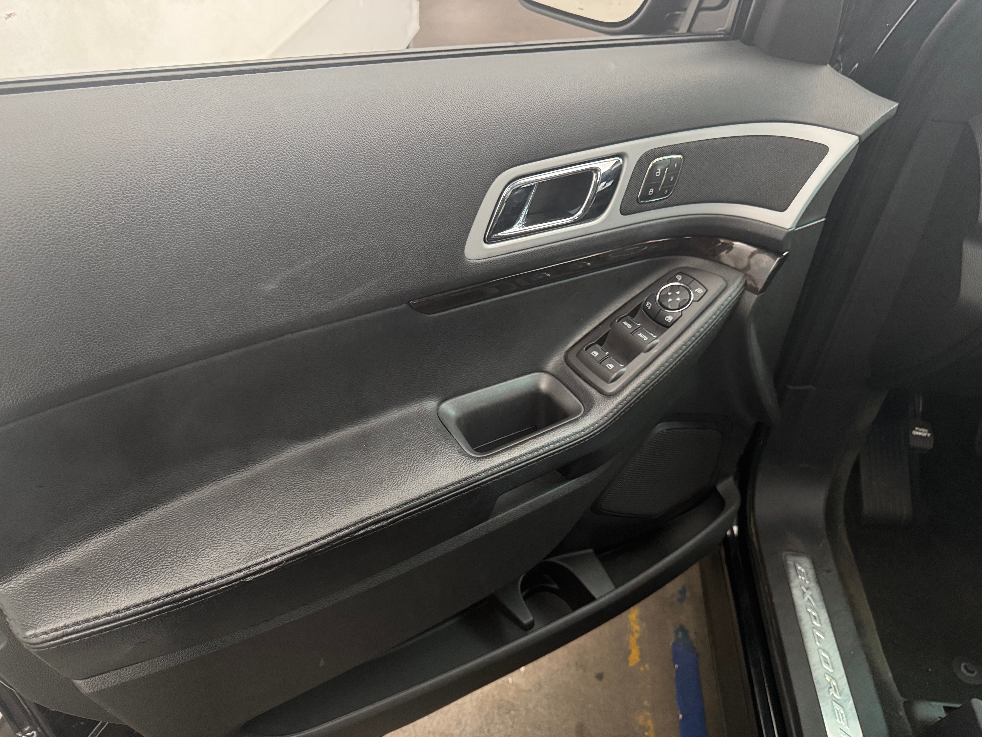 ford explorer 2011 1FMHK8F80BGA48371 image ford explorer 2011 1FMHK8F80BGA48371 image