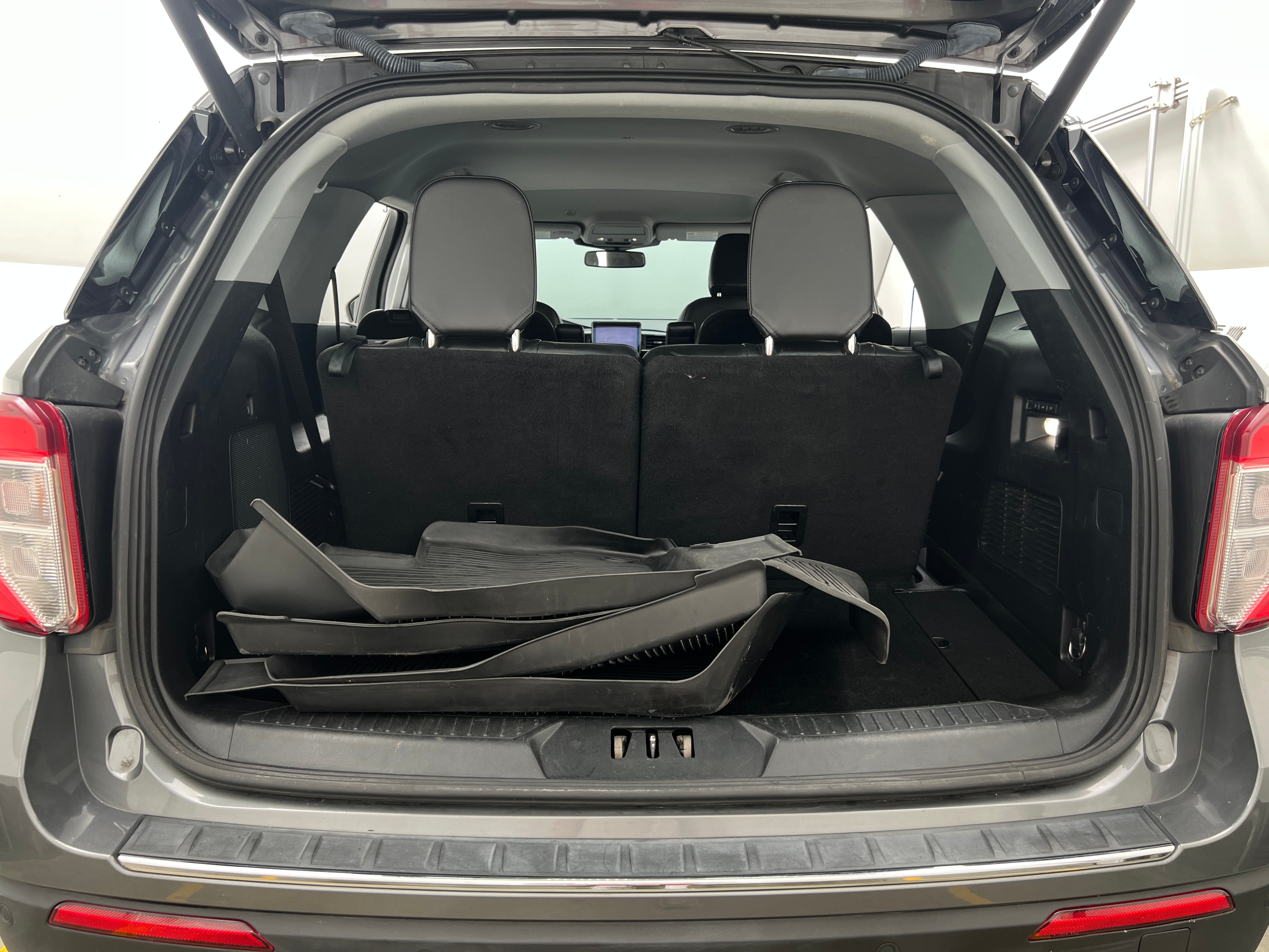 ford explorer 2022 1FM5K7FW3NNA10693 image ford explorer 2022 1FM5K7FW3NNA10693 image