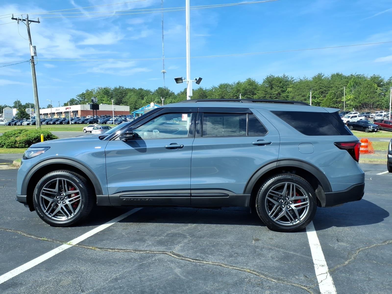ford explorer 2025 1FMUK8KH7SGC52086 image ford explorer 2025 1FMUK8KH7SGC52086 image