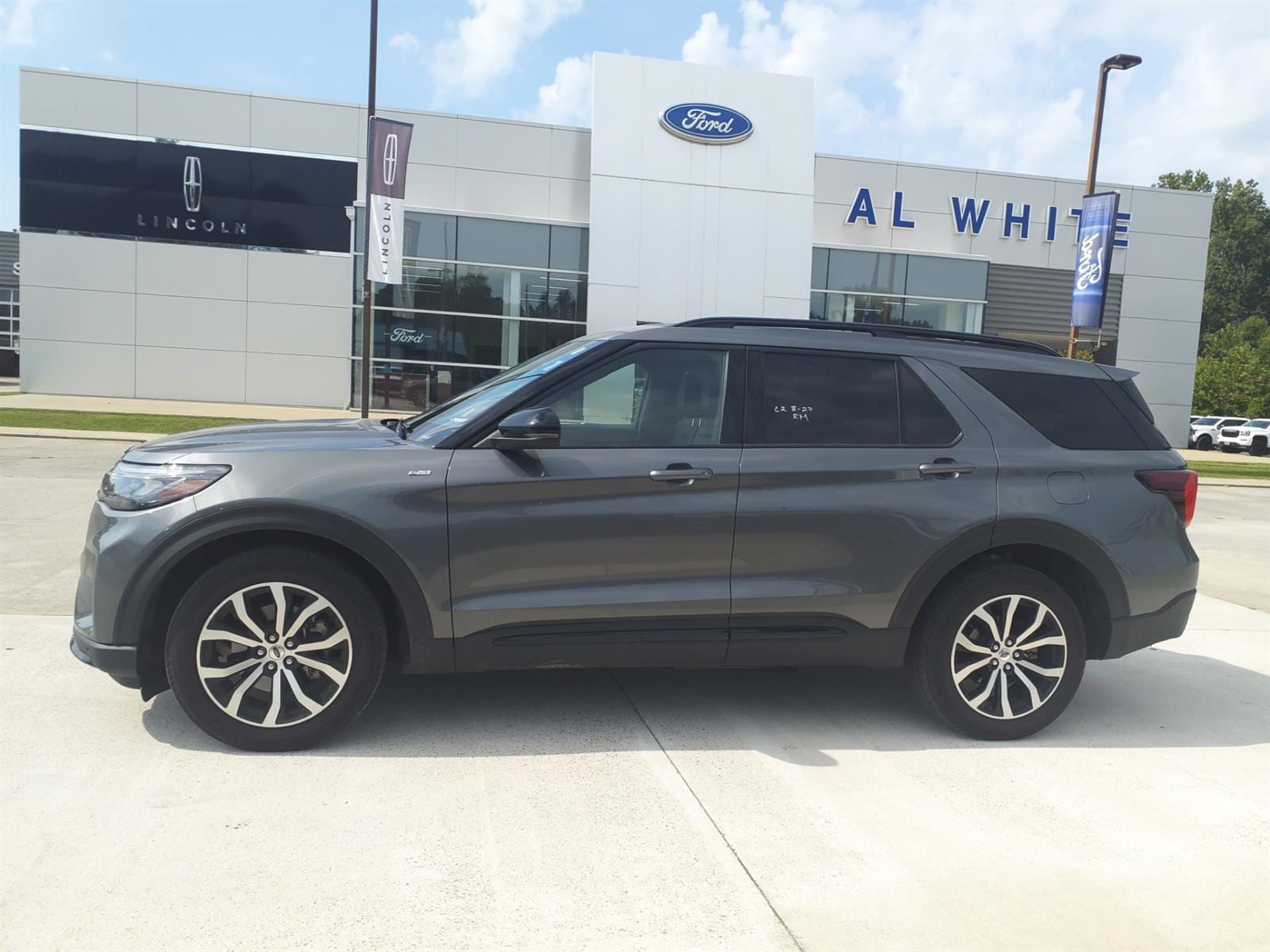 ford explorer 2025 1FMUK8KH6SGB32165 image ford explorer 2025 1FMUK8KH6SGB32165 image