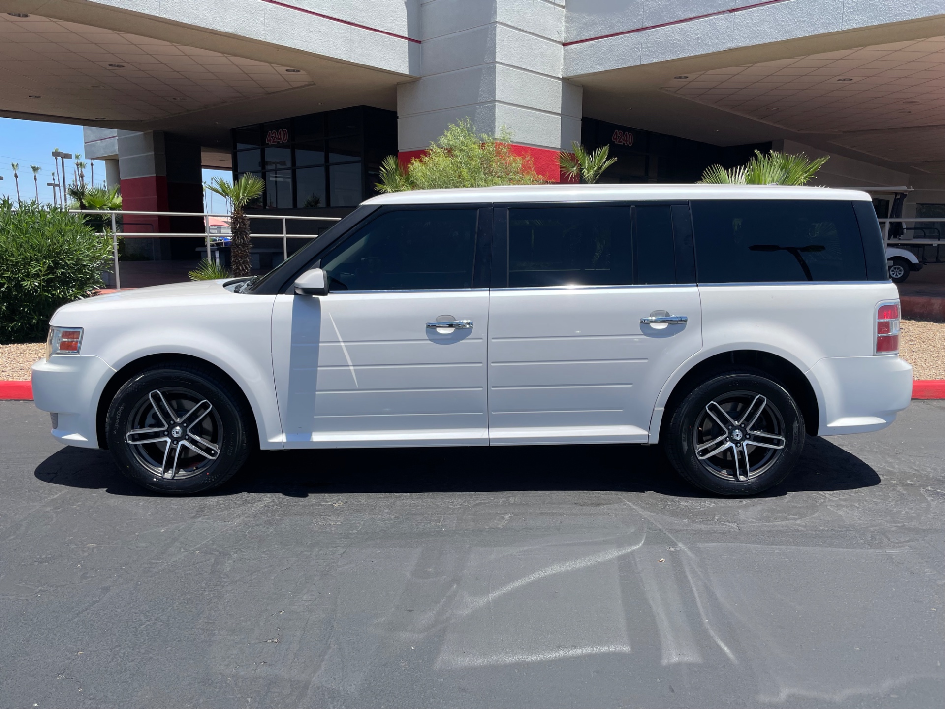 ford flex 2012 2FMGK5CC2CBD00987 image ford flex 2012 2FMGK5CC2CBD00987 image