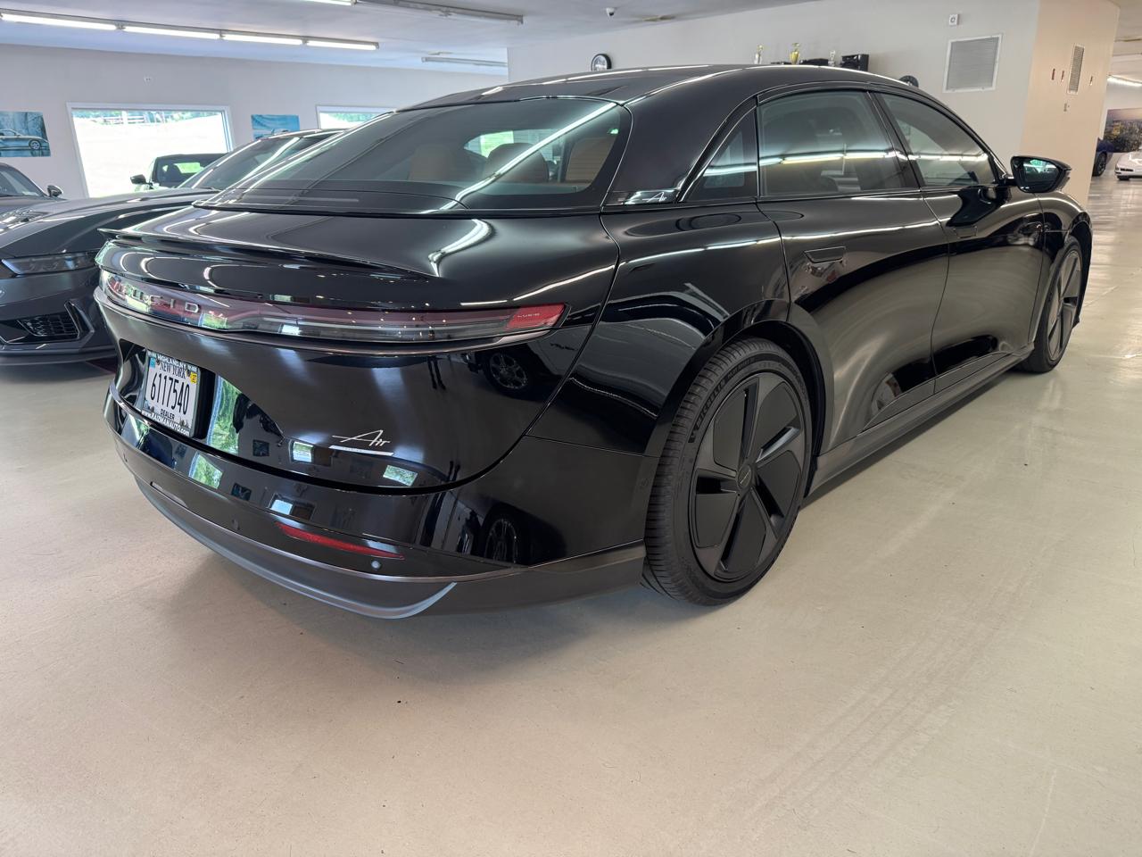 lucid air 2023 50EA1TEA1PA006944 image lucid air 2023 50EA1TEA1PA006944 image